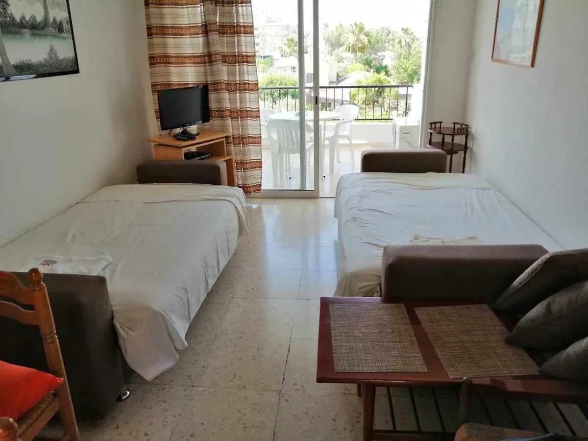 Property Direct Marethea Apartment Larnaca